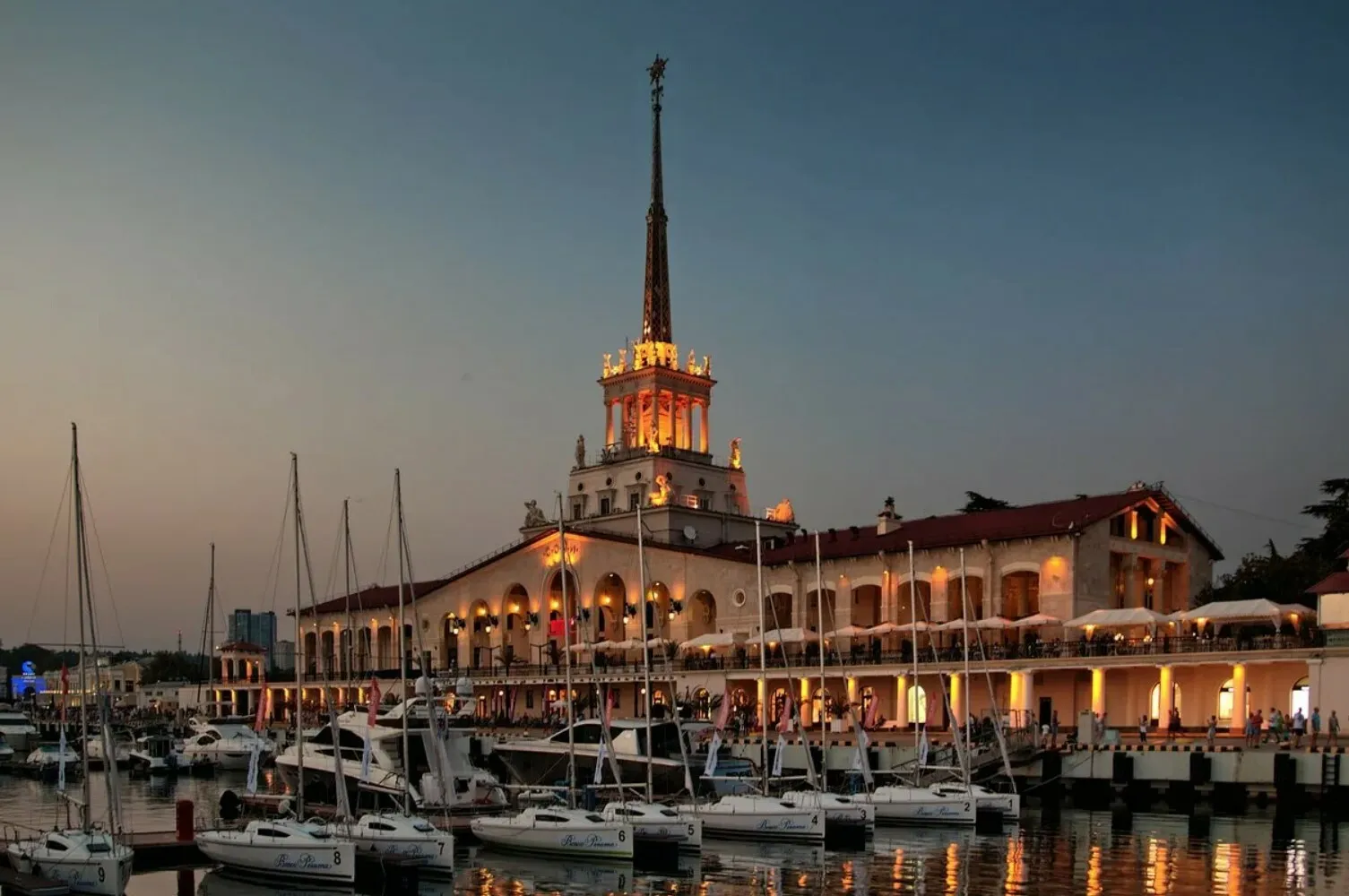 Быт в прибрежном посёлке: как всё устроено